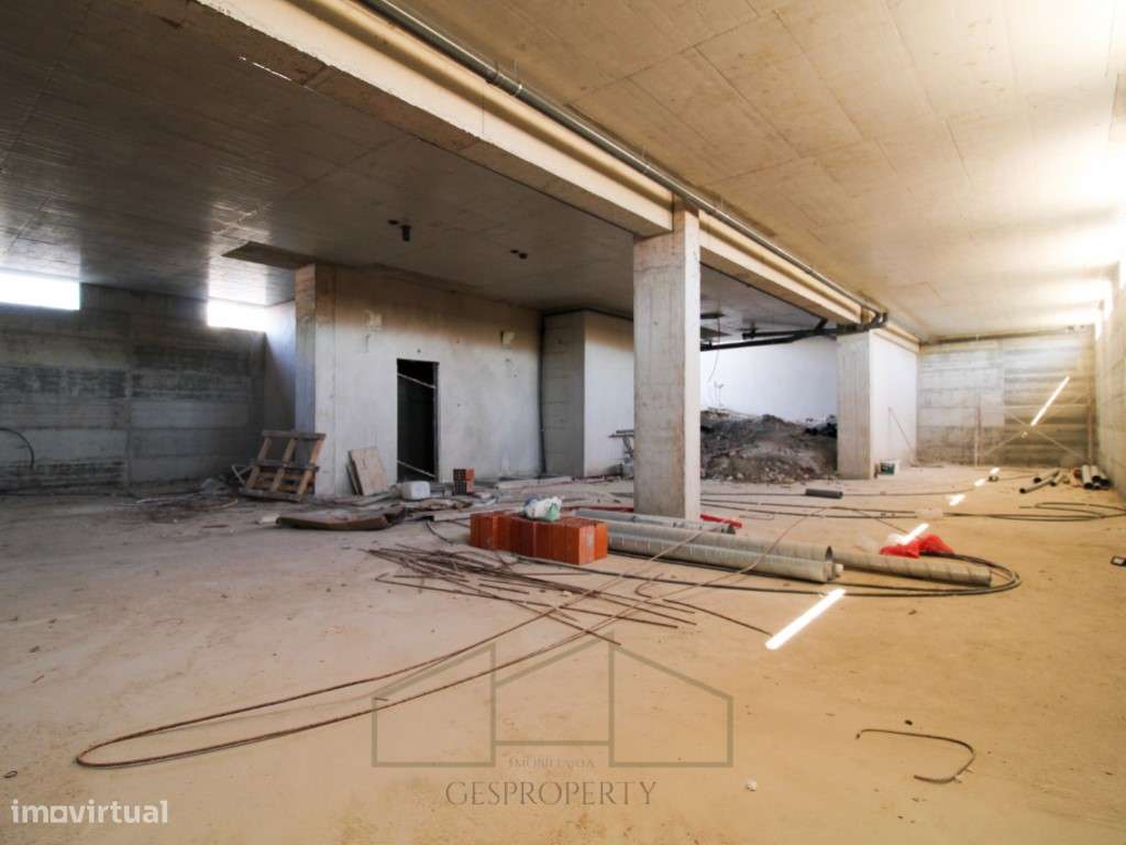 Apartamento T3 Duplex em Pinhal Novo-37