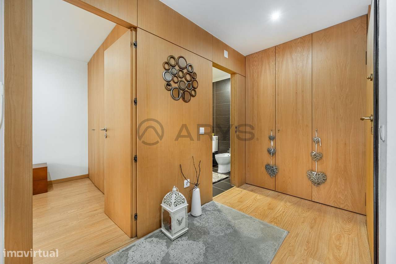 Apartamento T1 em Nogueiró, Braga com Lugar de Garagem-8
