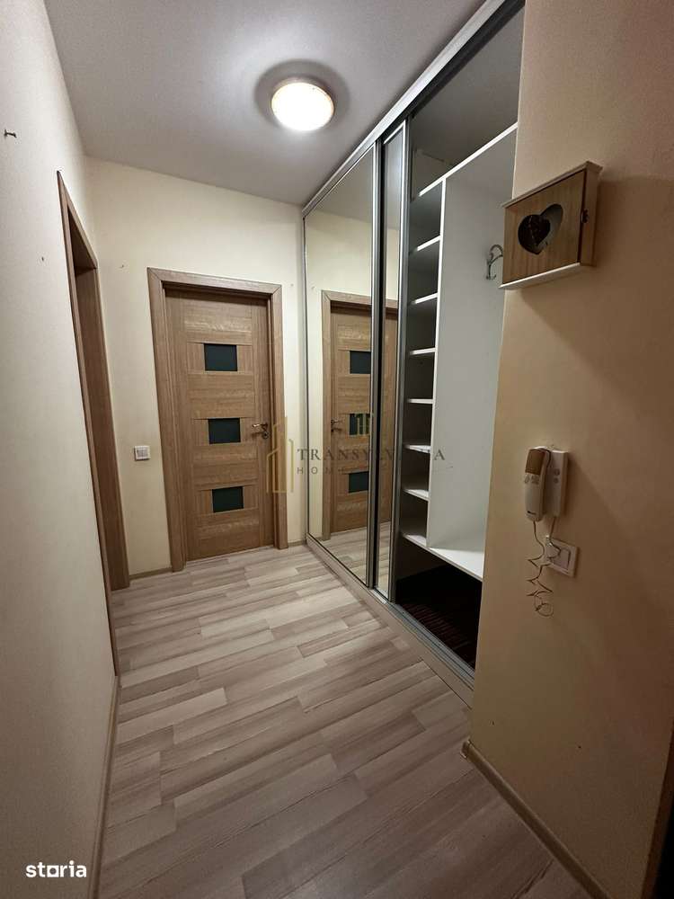 Apartament 2 camere de vanzare, etaj,2 Zona Dinicu Golescu Selimbar.-8