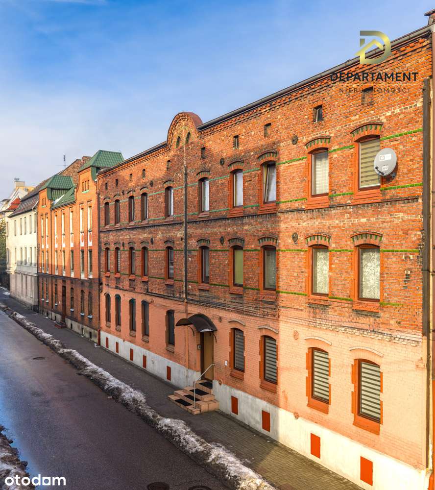 Kamienica na sprzedaż w Piekarach Śl. | Centrum-0