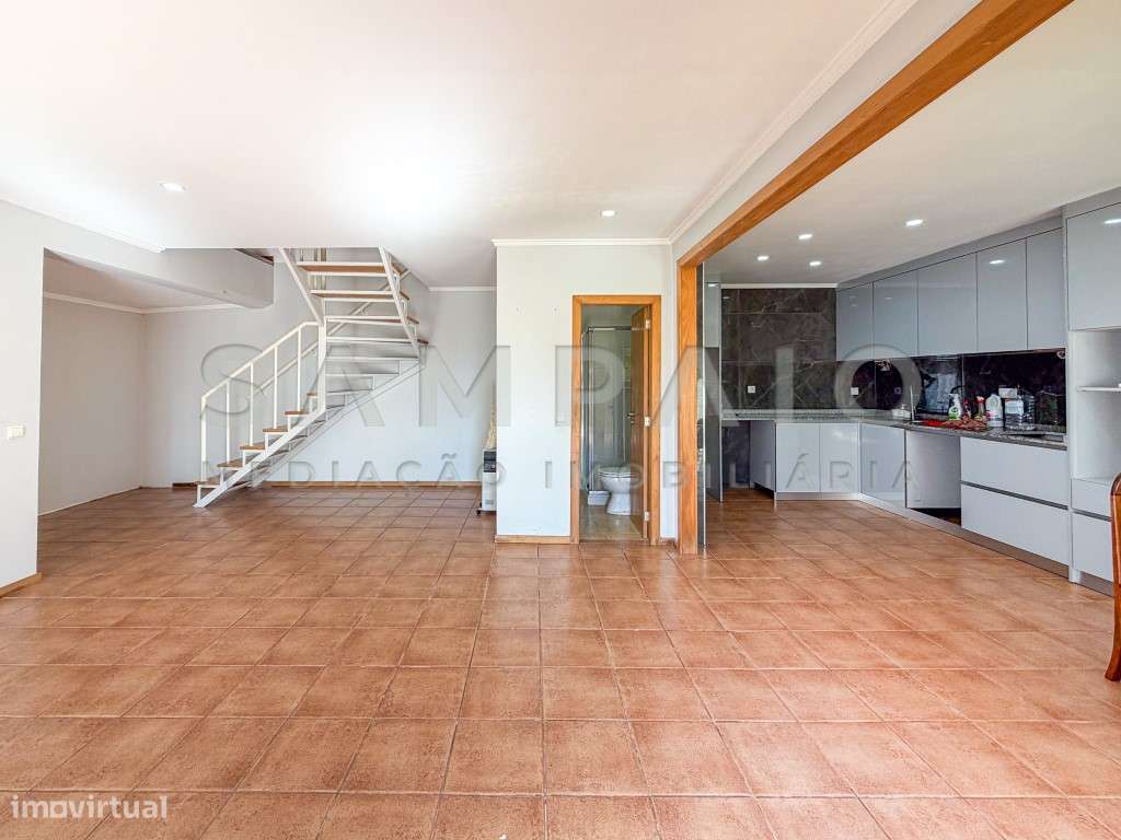 Moradia T3- Estrada Dom Miguel! - Grande imagem: 4/28