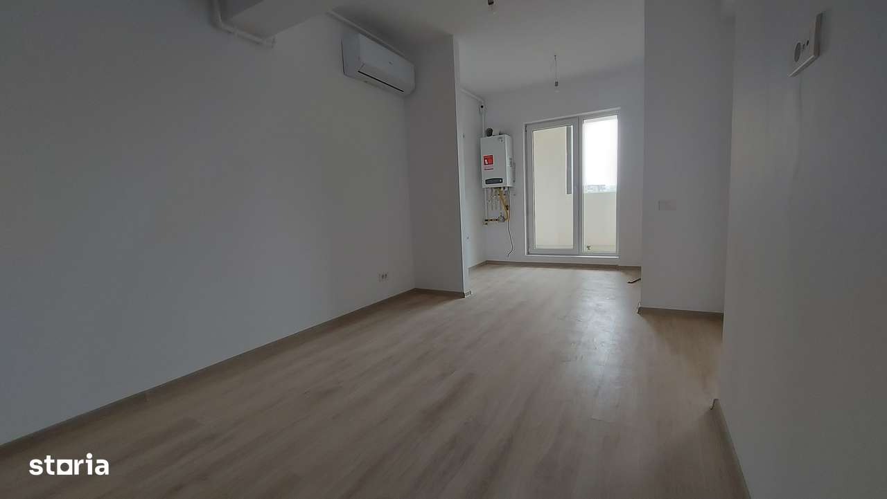 Metrou Berceni 5 Min - OCAZIE 2 camere GATA 44 mpu Etaj 1 vedere ne-9