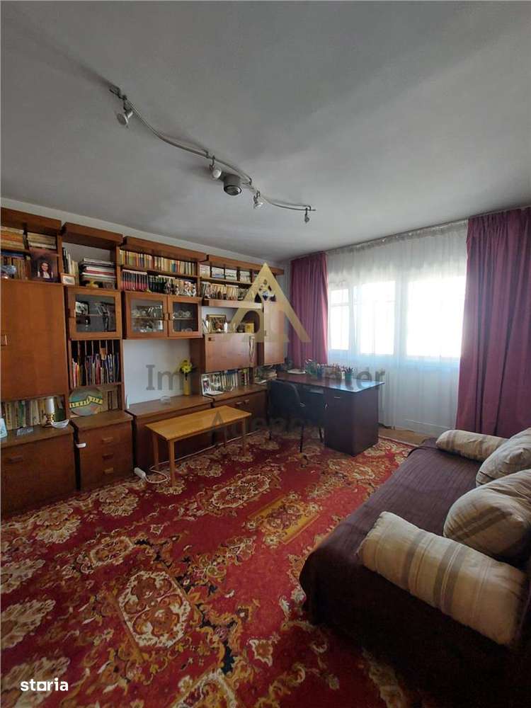 APARTAMENT 3 CAMERE ONESTI - Imagine principală: 4/15