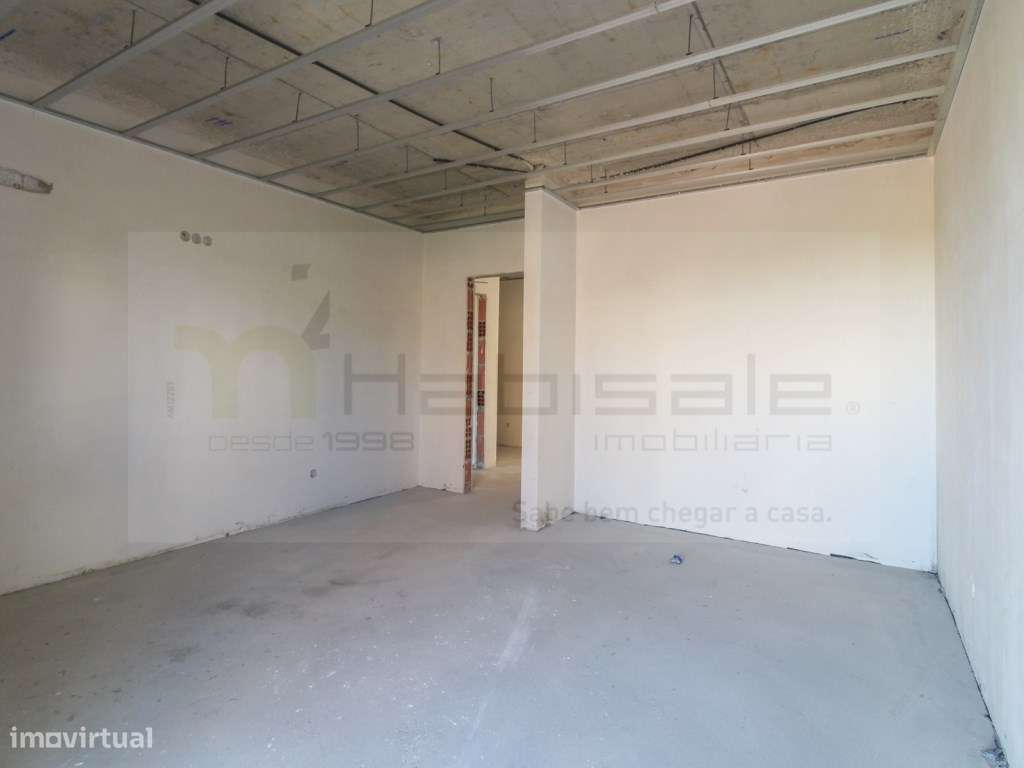 Apartamento T3 com garagem | Paradela, Santo António dos Cavaleiros-12