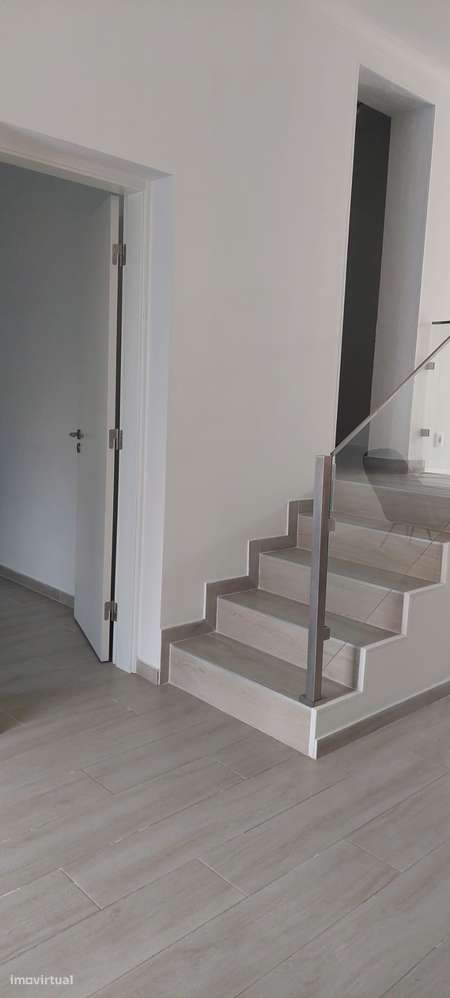 Excelente T2 Centro Alverca com Terraço - Grande imagem: 4/7