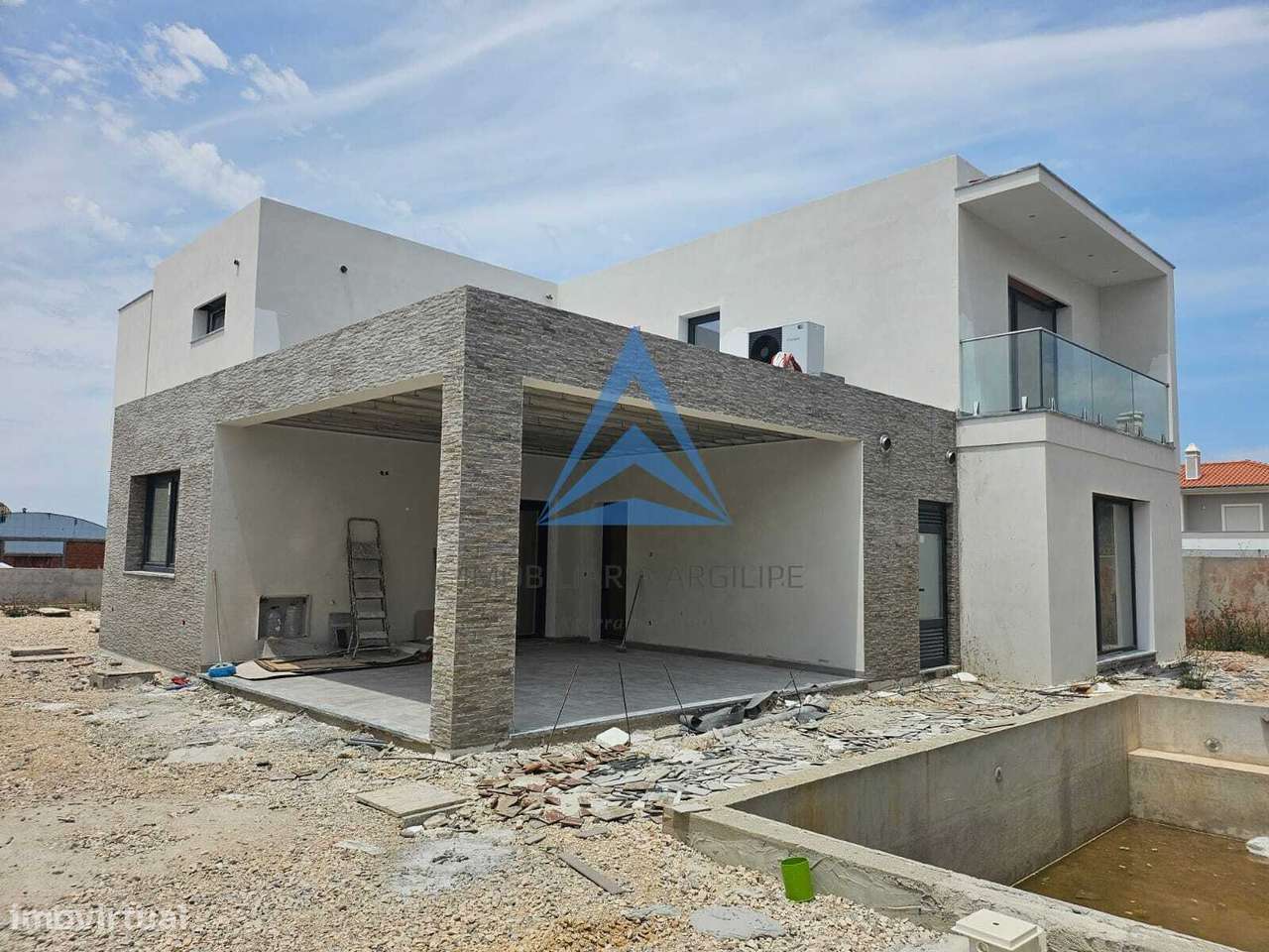 MORADIA T5 - PISCINA - CALDAS DA RAINHA-5