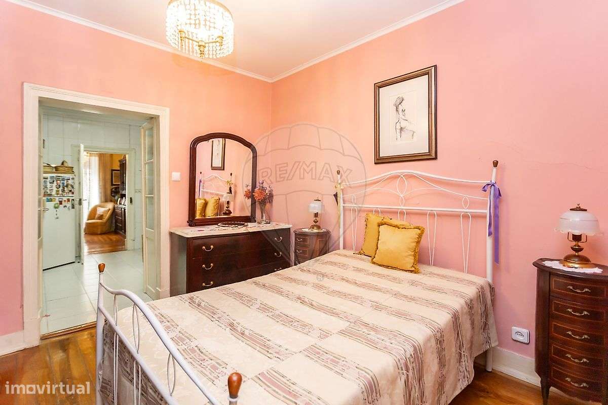 Apartamento T1 à venda em Estrela-7