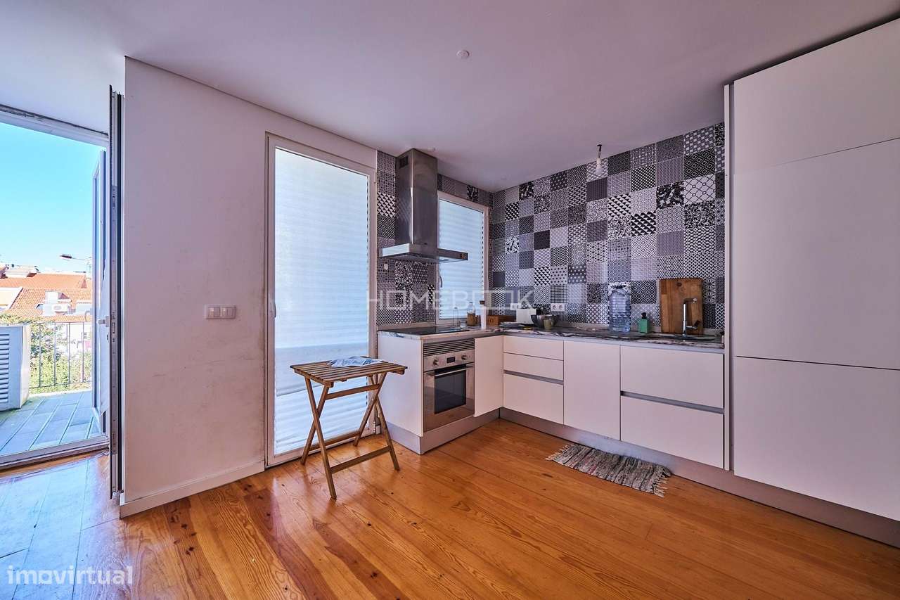 Apartamento T1 mobilado com terraço em Santo Antonio - Grande imagem: 2/14