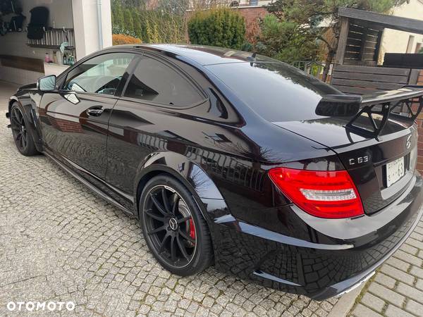 Mercedes-Benz Klasa C 63 AMG Coupe AMG SPEEDSHIFT MCT Black Series - 2