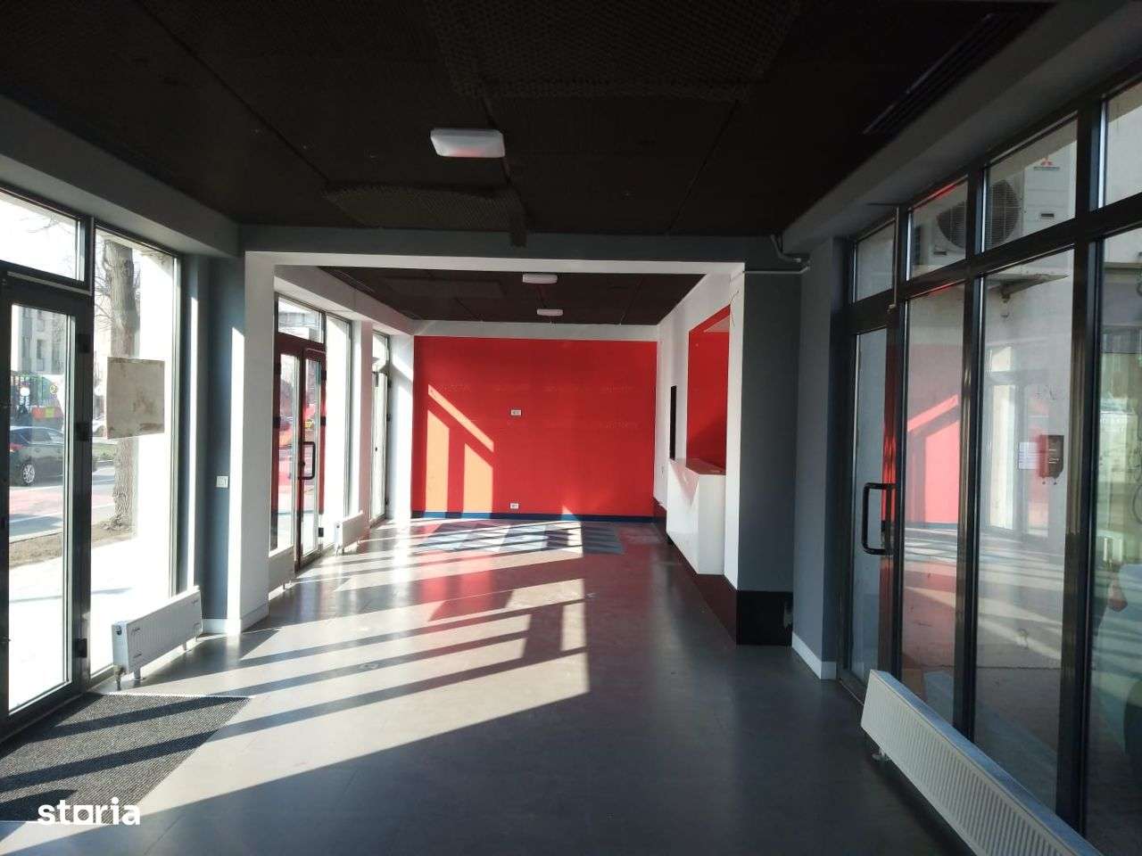 Bd. Mamaia -Univ. Ovidius -cladire de birouri / spatii comerciale-7