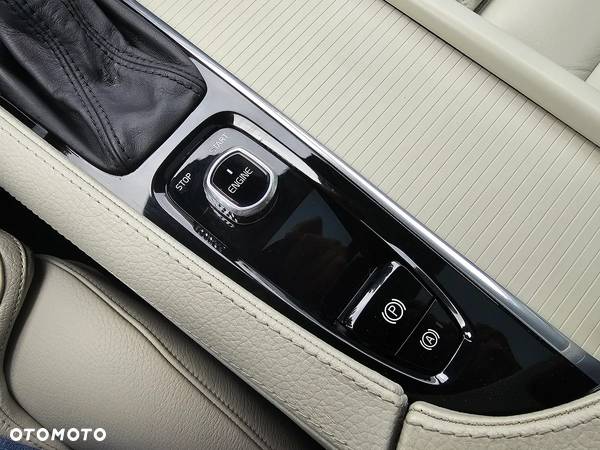 Volvo V90 D4 Geartronic - 28