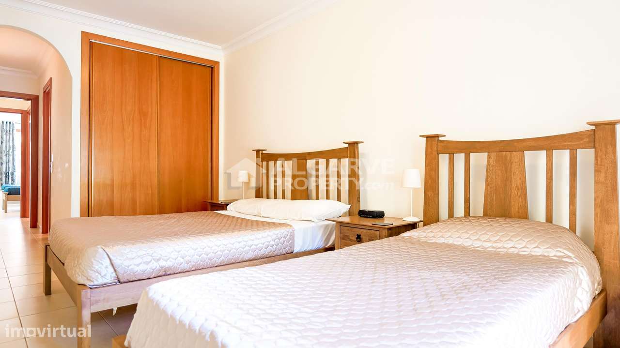 Apartamento T2 de Canto, no Rés do Chão com Vistas para o Golfe | Mill-20