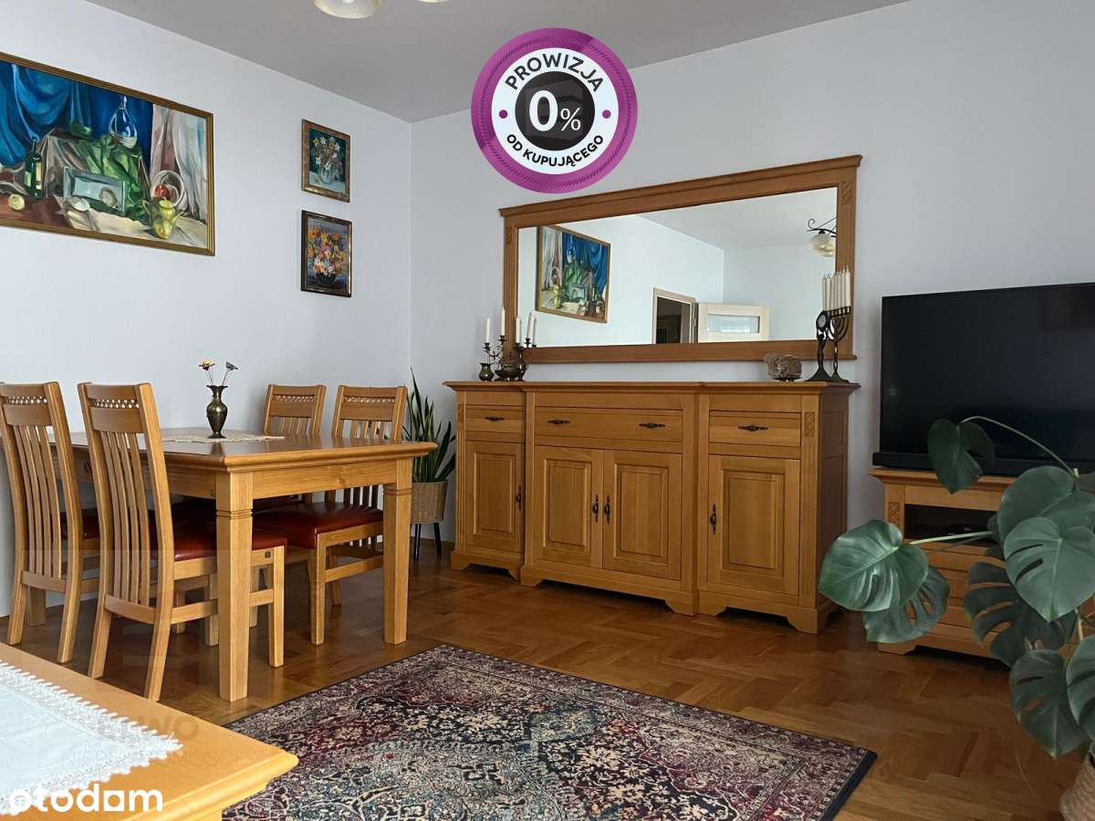 Bardzo ładne 2 w Ursusie z widną kuchnią-0