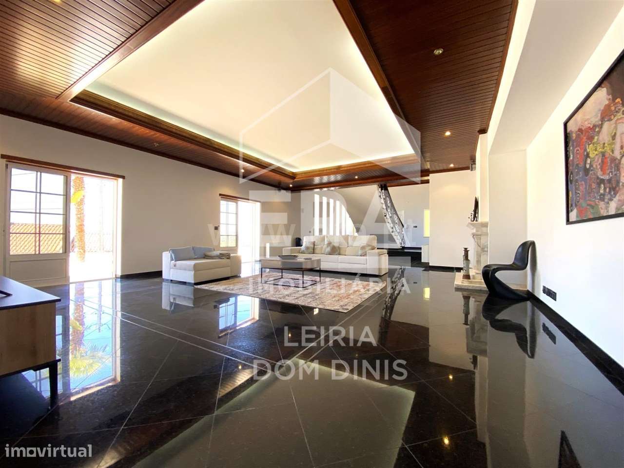 Moradia T6 com piscina interior em Leiria - Grande imagem: 4/20