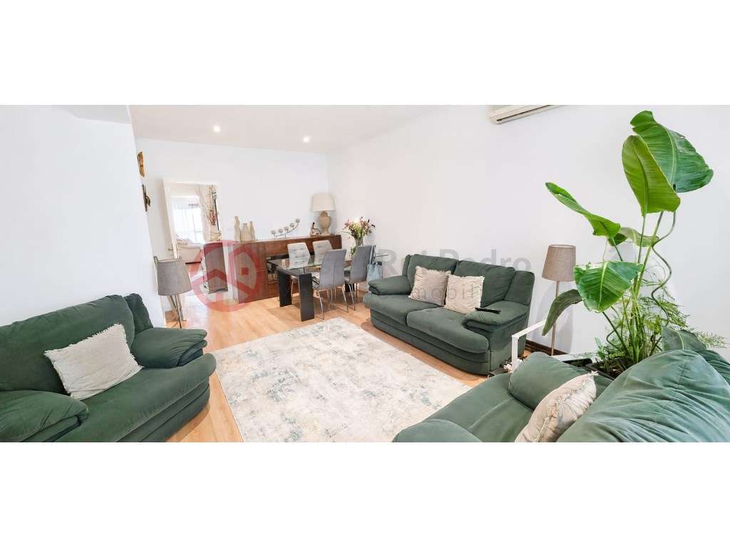 Apartamento T2 Remodelado em 2015 com Excelentes Áreas e Localizaçã...-15