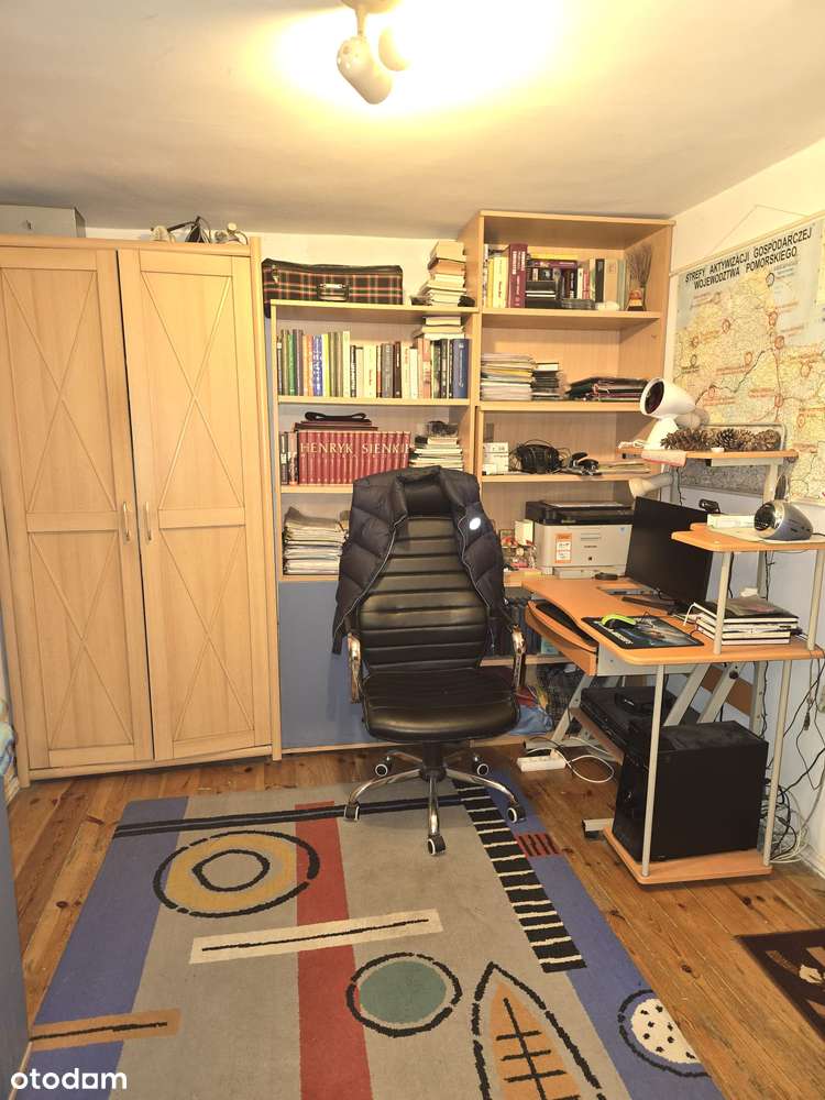 Interesujący dom w bardzo dobrej lokalizacji!-9