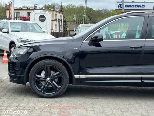 Volkswagen Touareg 3.0 V6 TDI BMT R-Style - 11