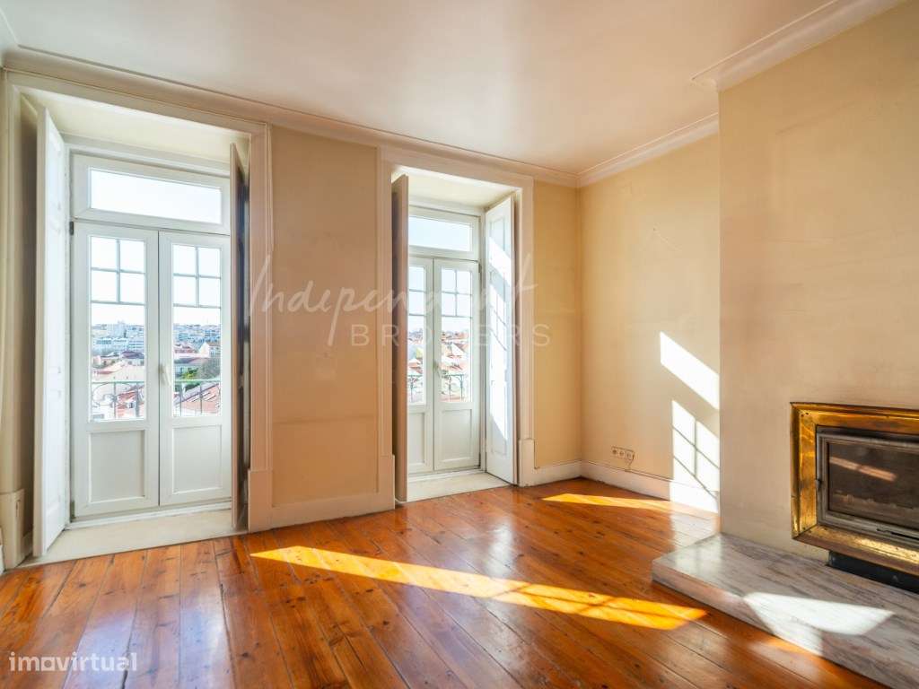 DUPLEX COM VISTA - T2+3+VARANDA+TERRAÇO [SANTA CATARINA] - Grande imagem: 4/37