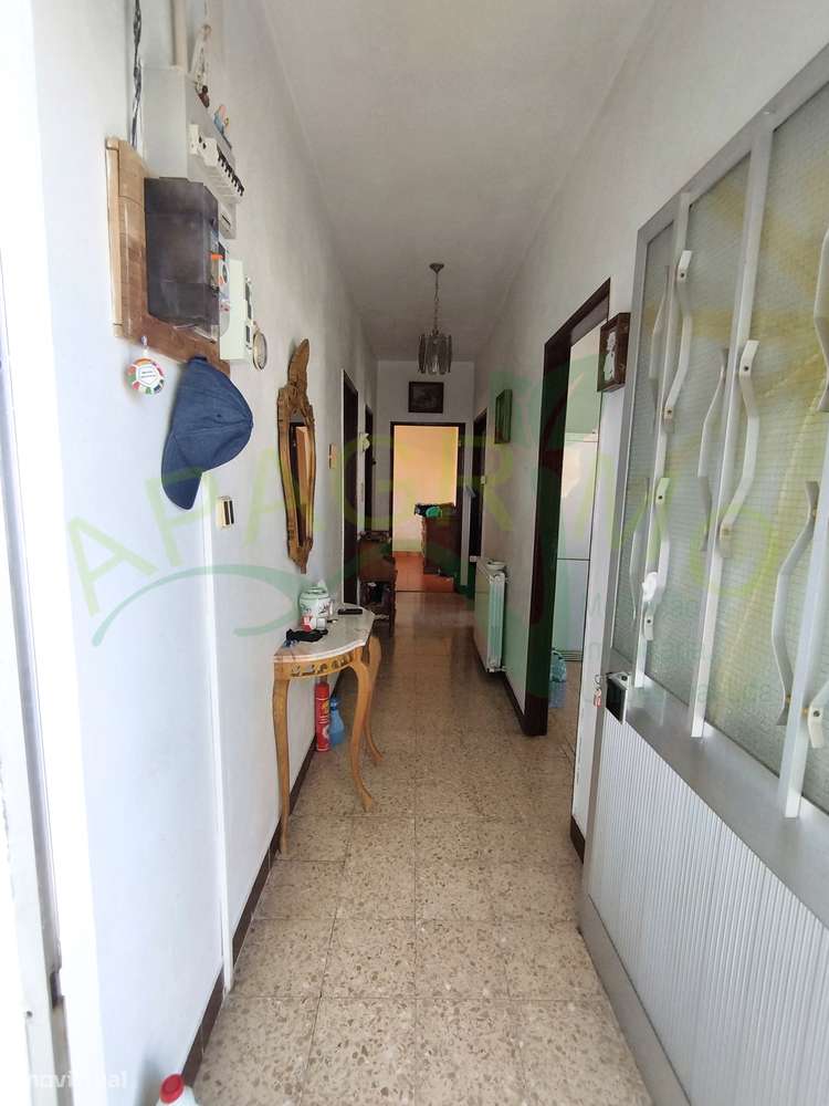 Moradia próxima do centro histórico de Penedono-8