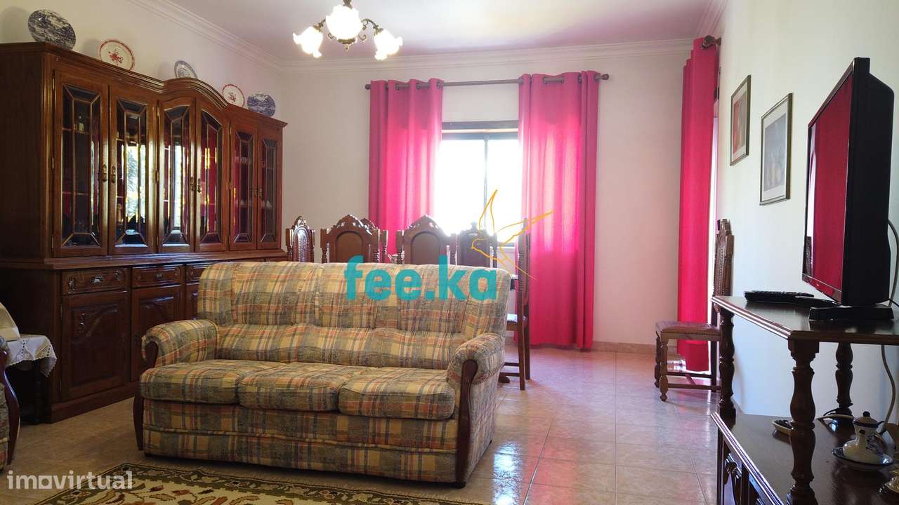 Apartamento T4 com Garagem-4