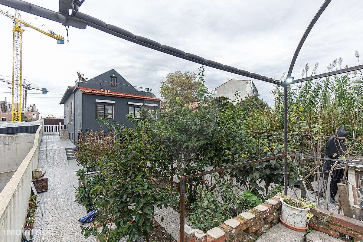 Moradia T2 para venda-40