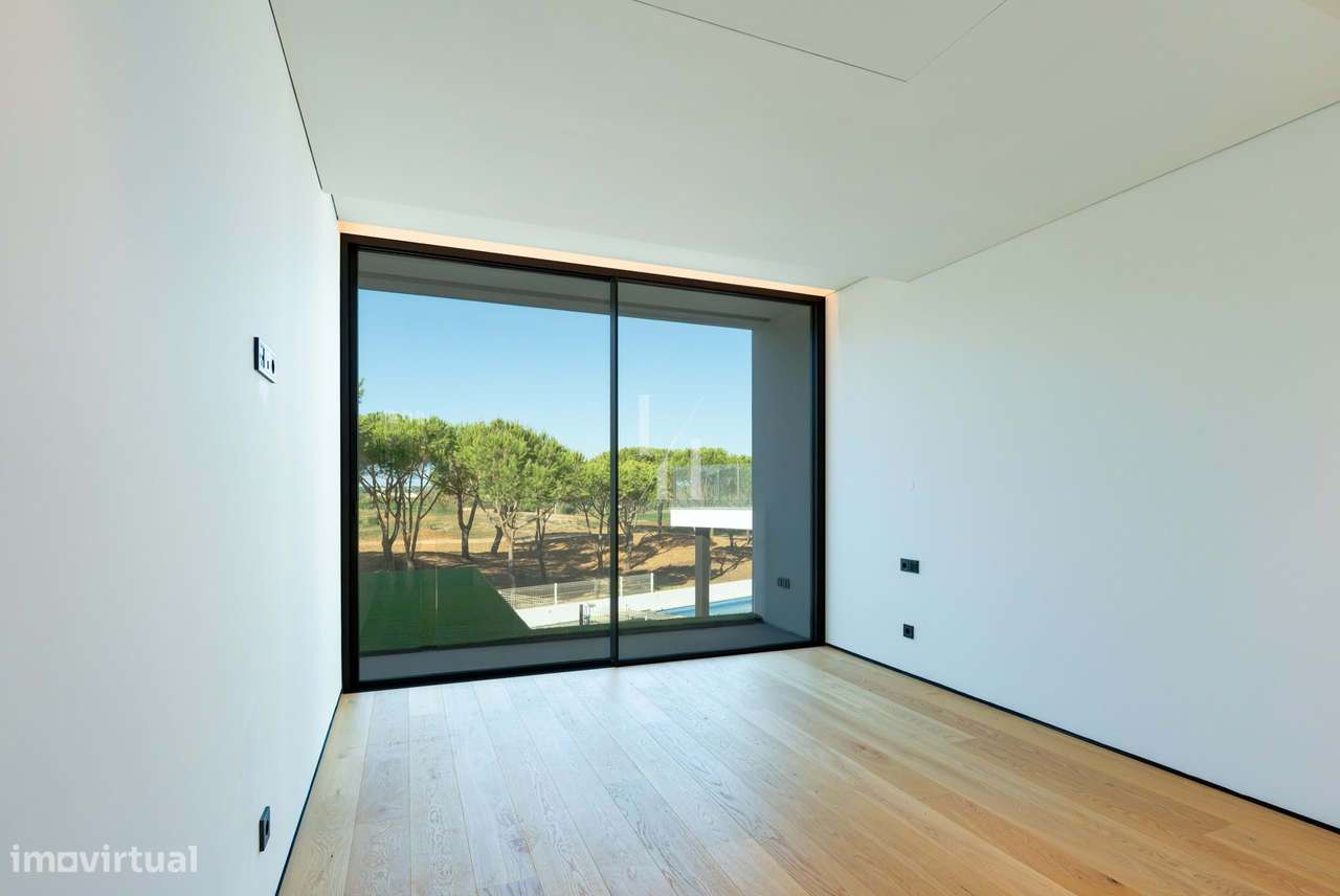 Moradia isolada T4+1 para venda em Vilamoura-10