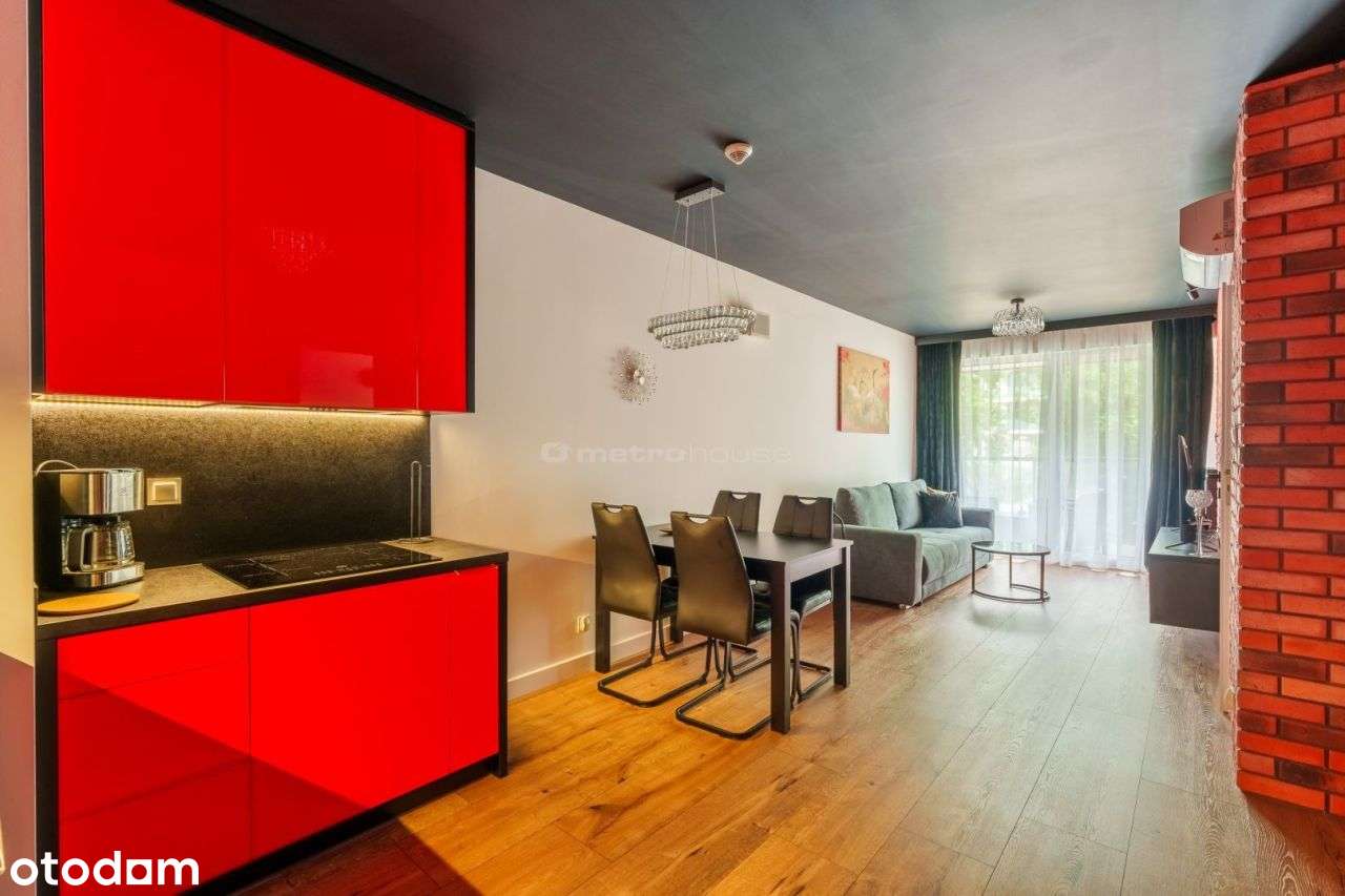 Apartament z basenem przy plaży ul. Kasprowicza-17