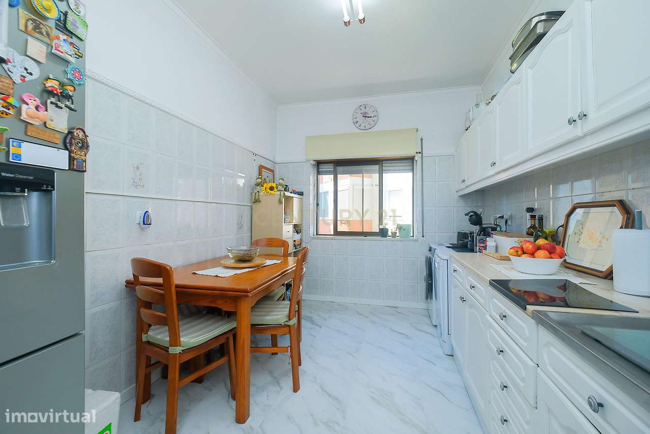 Apartamento T3 em Amora, Seixal - Vista para o Rio-18