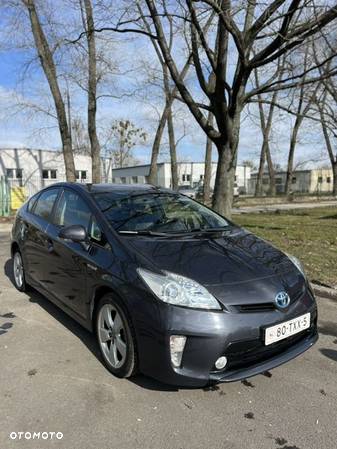 Toyota Prius (Hybrid) Comfort - 2