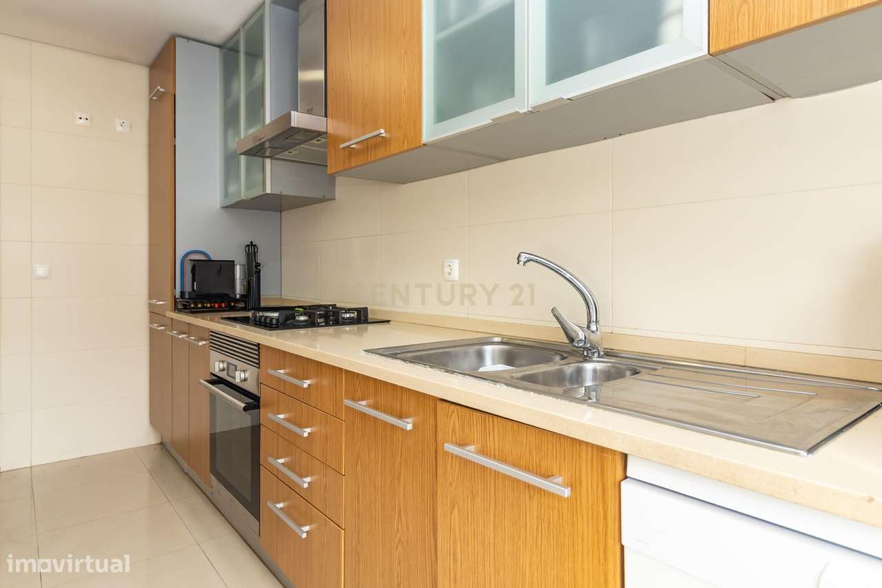 Apartamento T2 na  Quinta do Bom Retiro, Sobreda-19