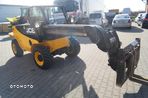 JCB 520-40 ładowarka teleskopowa - 21