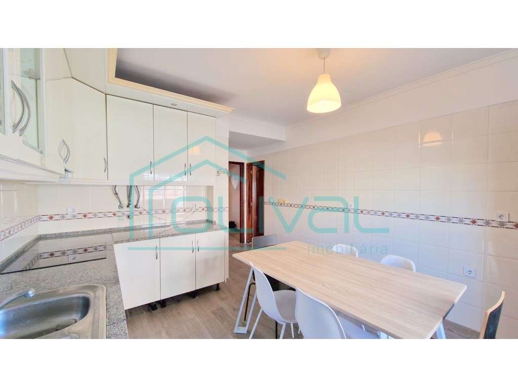 Apartamento T3 Porto Alto-11