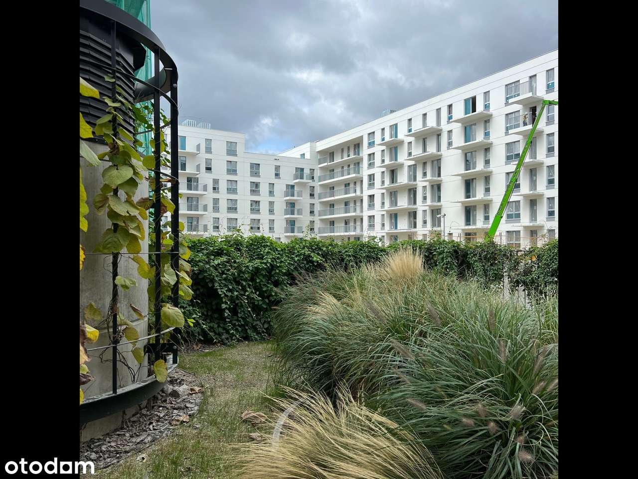 Funkcjonalne mieszkanie z widokiem ... jedyne 10 minut od centrum-8