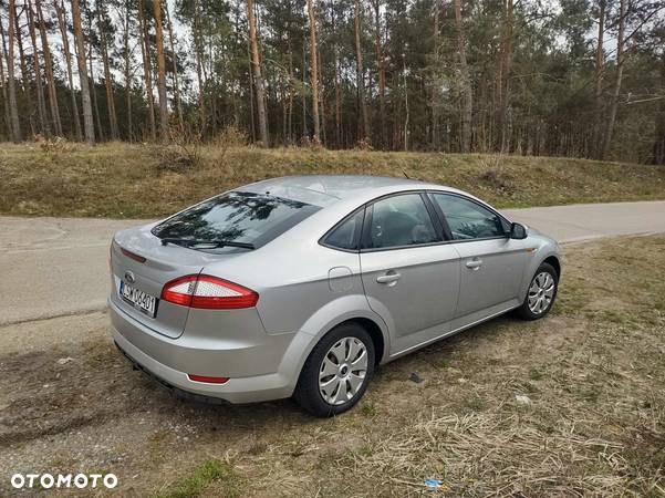 Ford Mondeo 1.6 Trend - 10