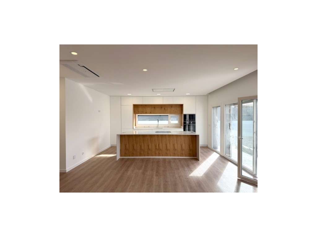 Moradia duplex T3+1 com piscina no Pinhal do General - Grande imagem: 4/14