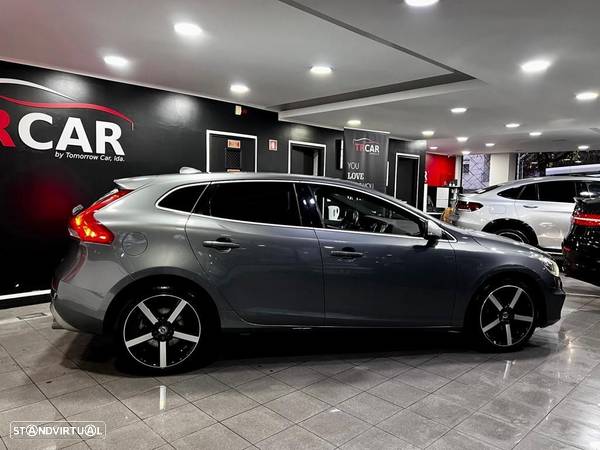 Volvo V40 2.0 D2 R-Design - 12