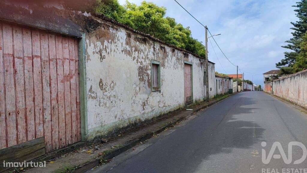 Terreno T3 em Rabo de Peixe de 820,00 m2 - Grande imagem: 4/25