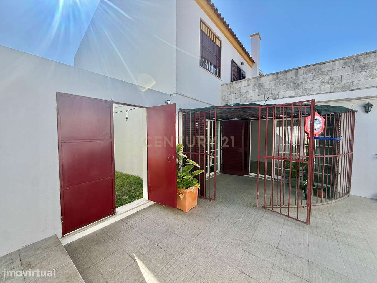 Moradia T4  em Vendas de Azeitão com jardim - Oportunidade-10