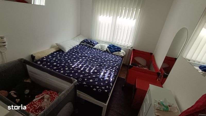 Ap 4 camere, etaj 1/4 - Imagine principală: 5/6