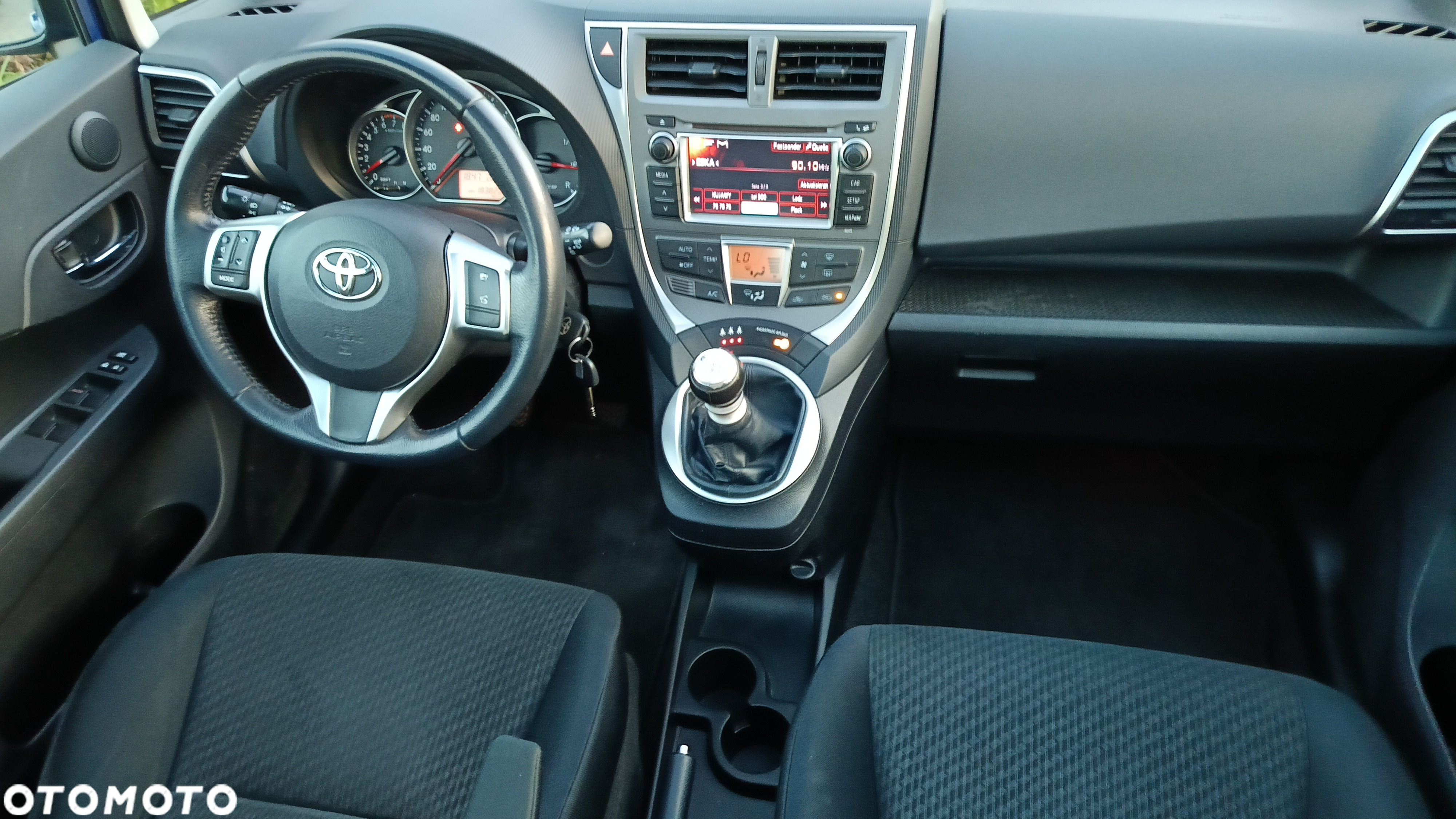 Toyota Verso S 1.33 Premium - 26