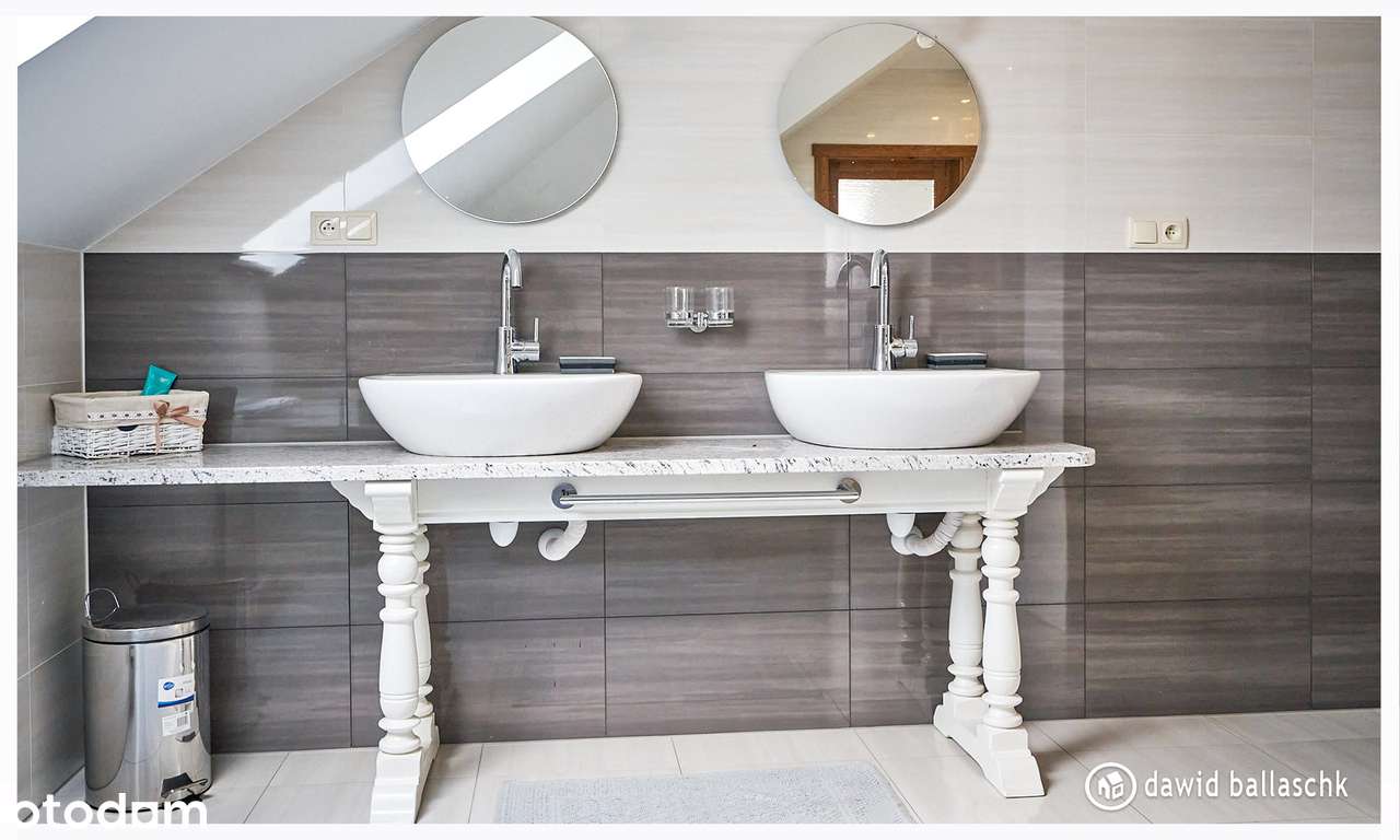 REZERWACJA! Cudowna posiadłość, blisko jeziora, duża działka 6740m2-12