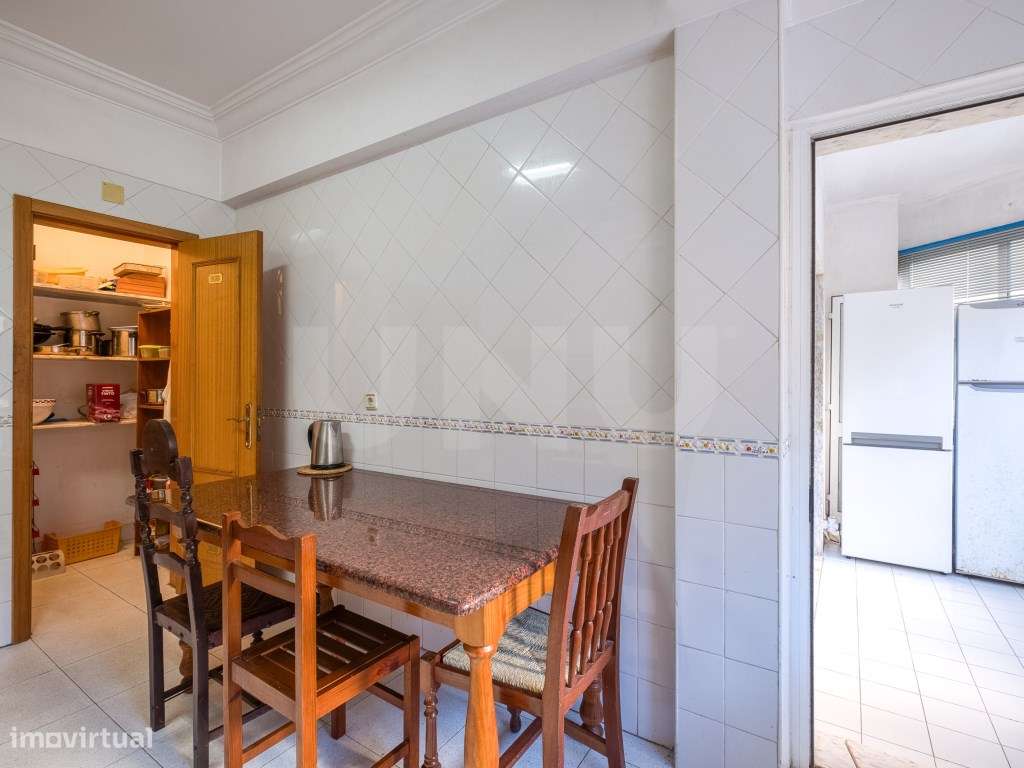 Apartamento T4 com terraço, para venda, nas Caldas da Rainha - Grande imagem: 5/29