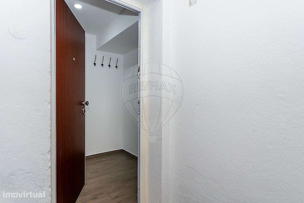 Apartamento T2 para arrendamento - Grande imagem: 2/22