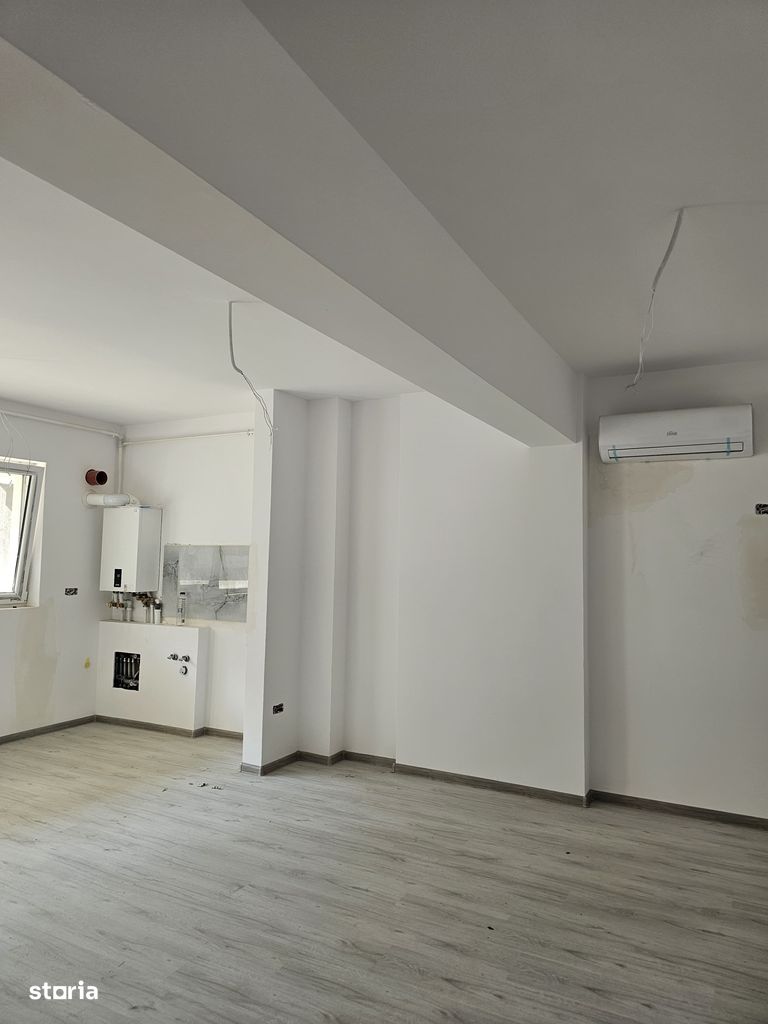 Studio de vanzare - IDEAL INVESTITIE - TVA INCLUS - DISCOUNT 10% - Imagine principală: 1/10