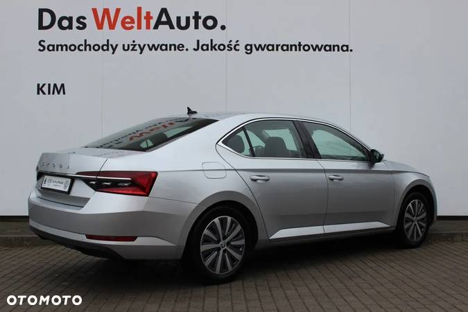 Skoda Superb 2.0 TDI SCR Ambition DSG - 4