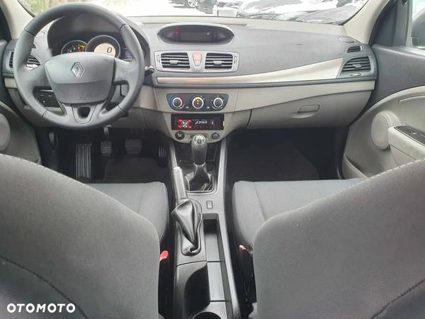 Renault Megane 1.6 16V 100 Authentique - 28