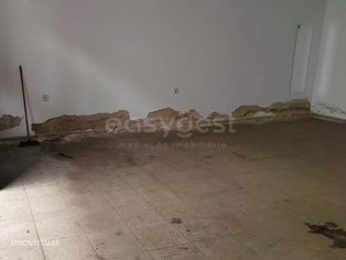 Loja comercial para Recuperar no Centro da vila de Aljustrel - Grande imagem: 5/12