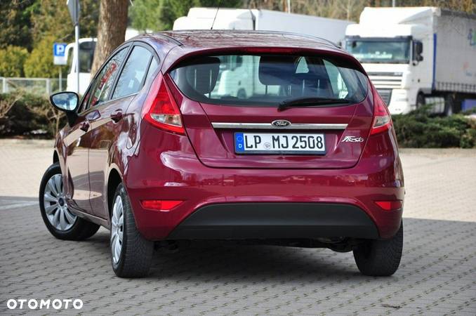 Ford Fiesta - 23