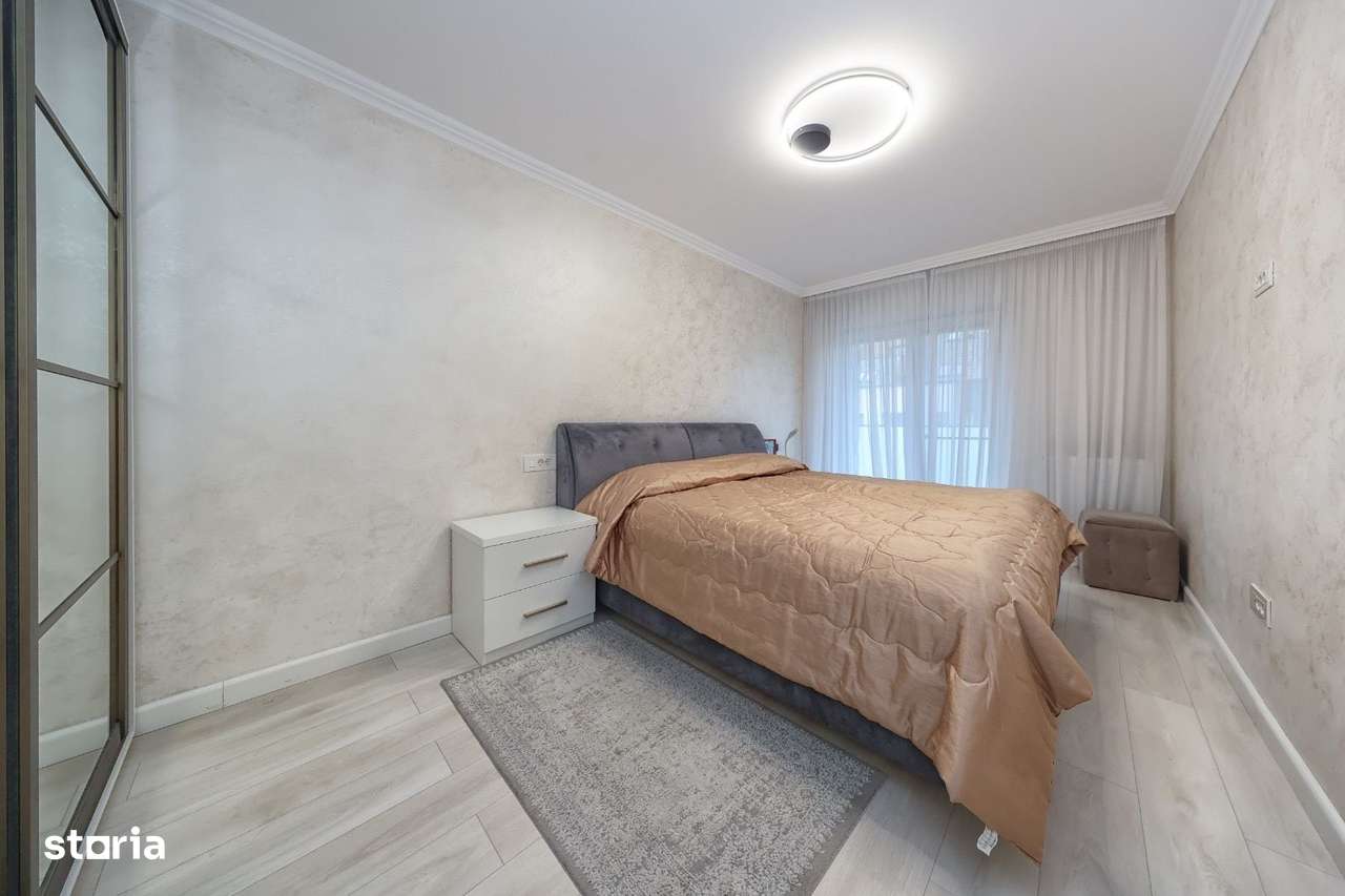 Apartament de vânzare cartier Tractorul-11