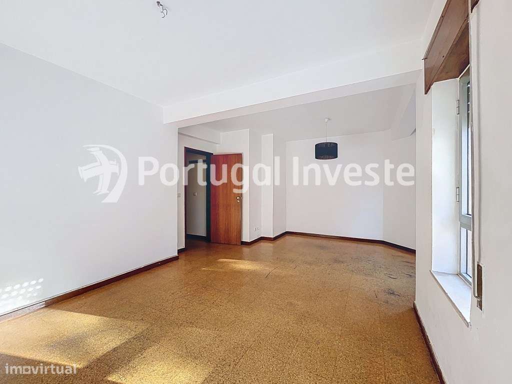 Excelente apartamento de 4 Assoalhadas no Monte de Caparica - Almada - Grande imagem: 4/22